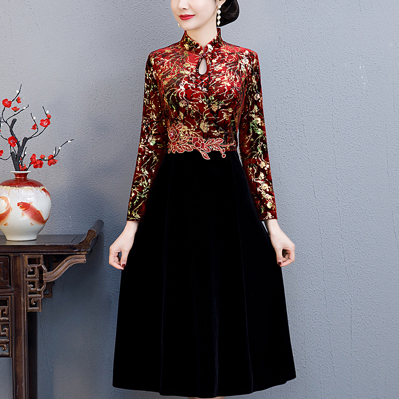 婚宴妈妈装冬婚礼服_妈妈装婚宴旗袍金丝绒冬季保暖出嫁女儿婚礼旗袍