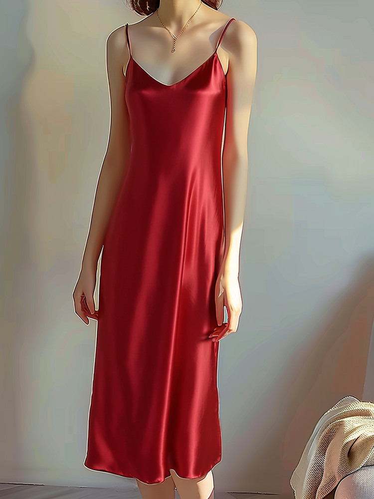 红色缎面吊带连衣裙女春季新款西装内搭纯欲显瘦性感轻熟垂感女裙