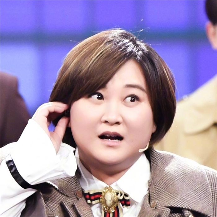 假发男中分_表演假发贾玲同款年会小品舞台道具搞笑中分自然逼真男女