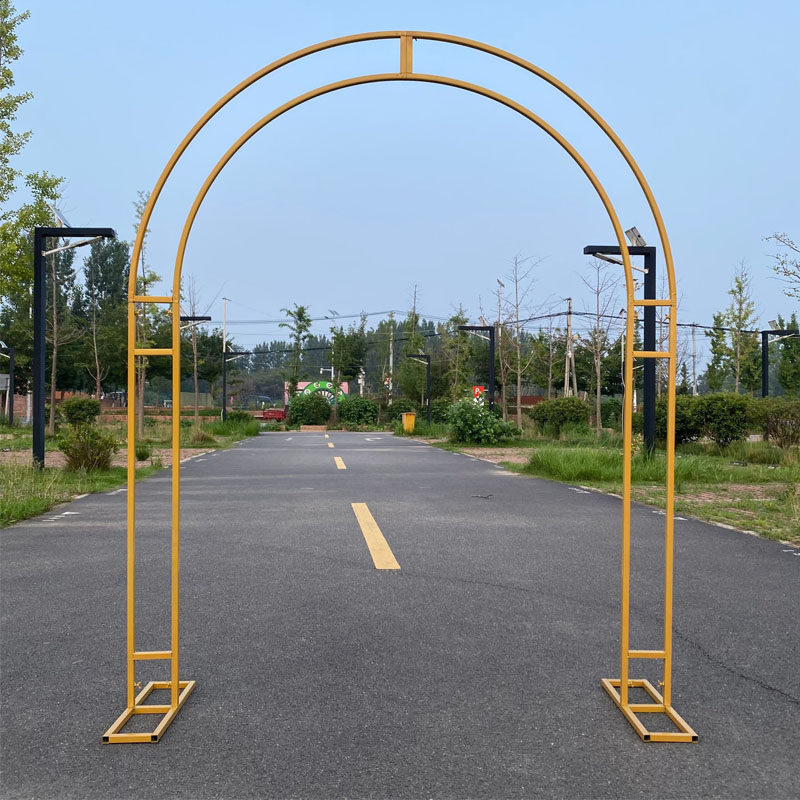 新款婚庆铁艺背景弧形花架户外婚礼布置装饰双杆u型拱门道具定制