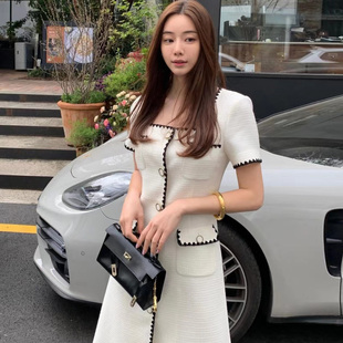 韩国法式小众高级感24夏季小香风气质方领露锁骨包边撞色连衣裙