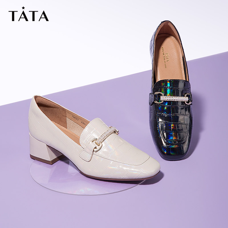 tata他她乐福鞋女时尚幻彩贴膜乐福鞋女鞋2021秋新款7mi23ca1