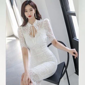 2022 spring new Korean celebrity temperament V-neck slim lace versatile lace Hip Wrap Dress