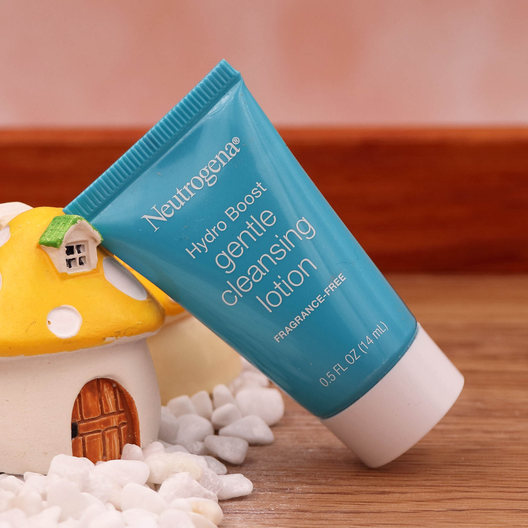 热销露得清洗面奶 深层清洁