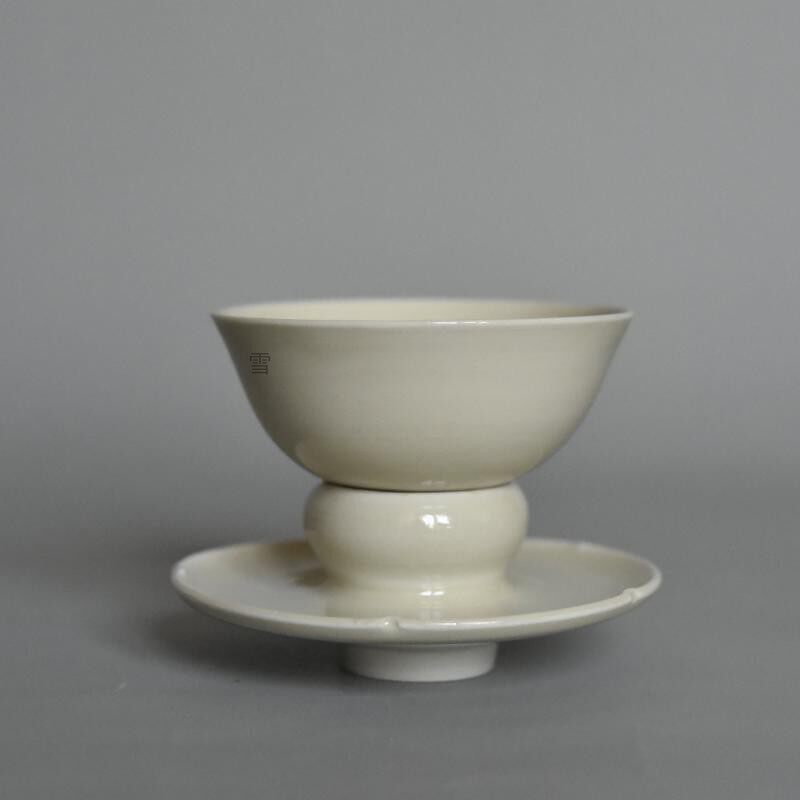 定瓷牙白釉官字款手传统拉坯葵口茶杯中式宋韵官窑文人瓷定窑茶具