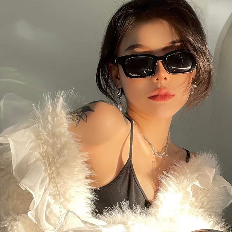 性感甜酷宋智雅同款穿搭墨镜韩版黑色框防紫外线太阳镜眼镜男女潮