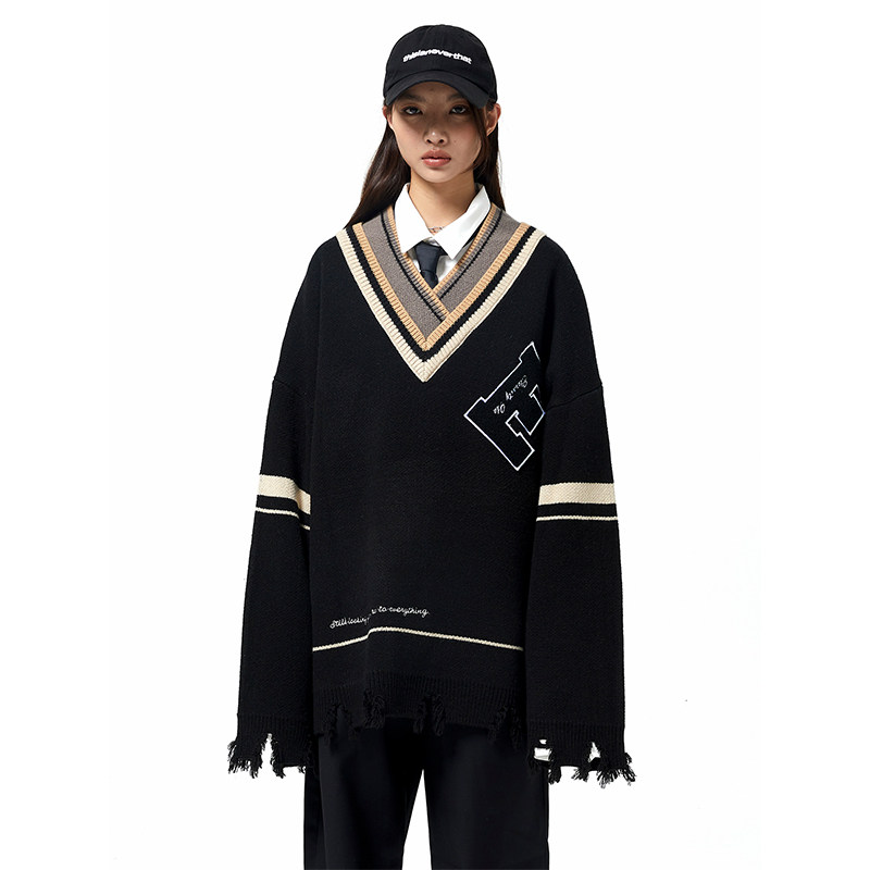 3mile线上商店的优惠券大全—eternity ita字母刺绣毛边针织衫毛衣v领