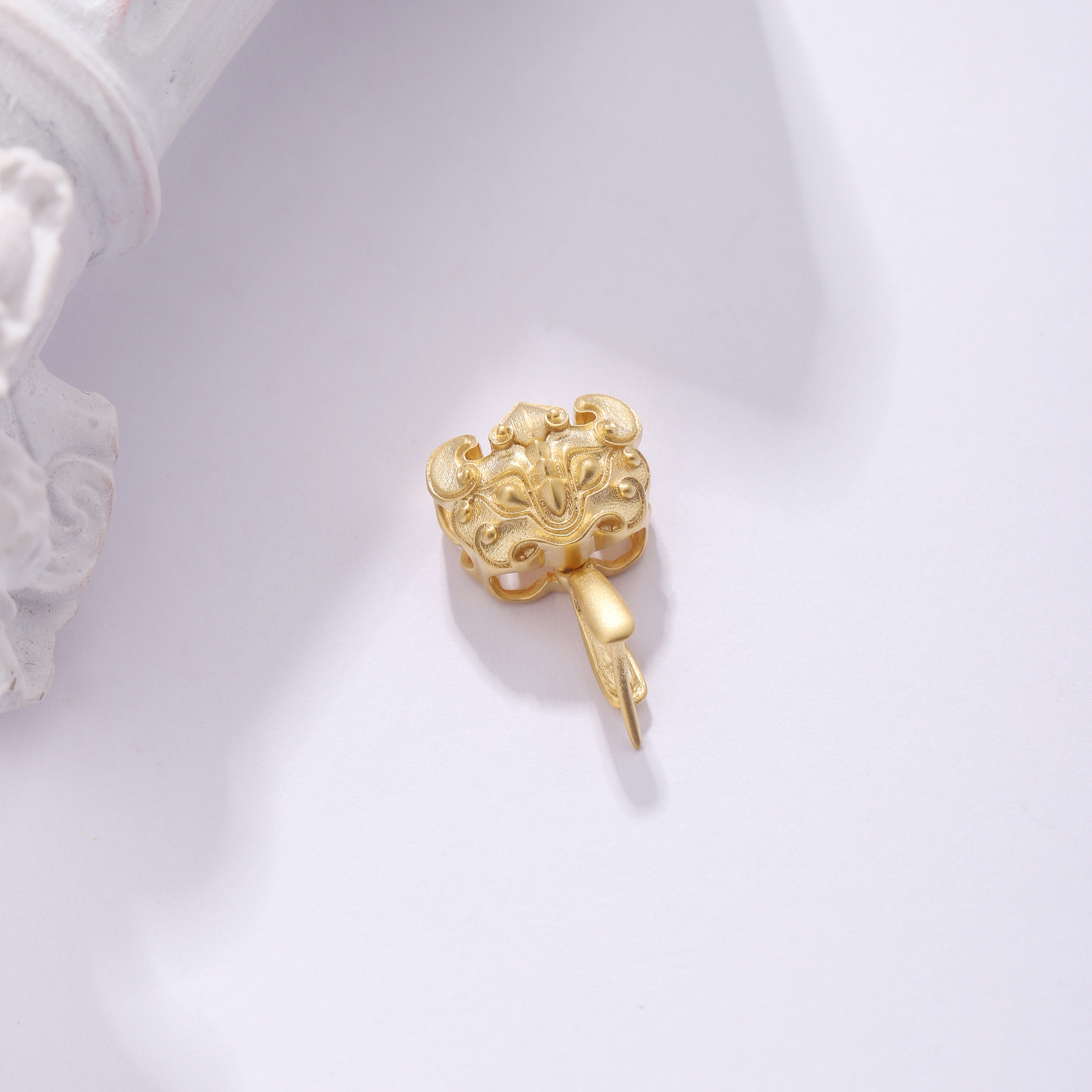 金钰顺珠宝18k金吊坠扣头翡翠蜜蜡观音佛公k金镶嵌钻石扣夹扣配件