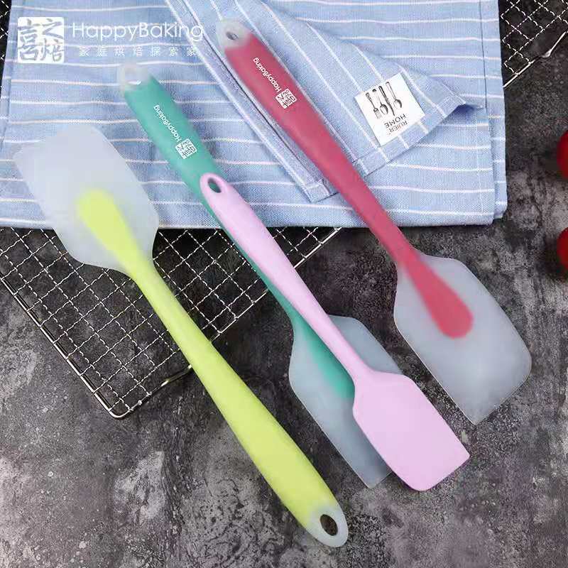喜之焙一体式硅胶刮刀 彩色耐高温蛋糕奶油搅拌刀铲刀板 烘焙工具在类目 厨房/烹饪用具, 烧烤/烘焙用具, 烘培DIY器具, 其它烘焙器具中 - 来自Buy2taobao.com提供专业的淘宝代购服务
