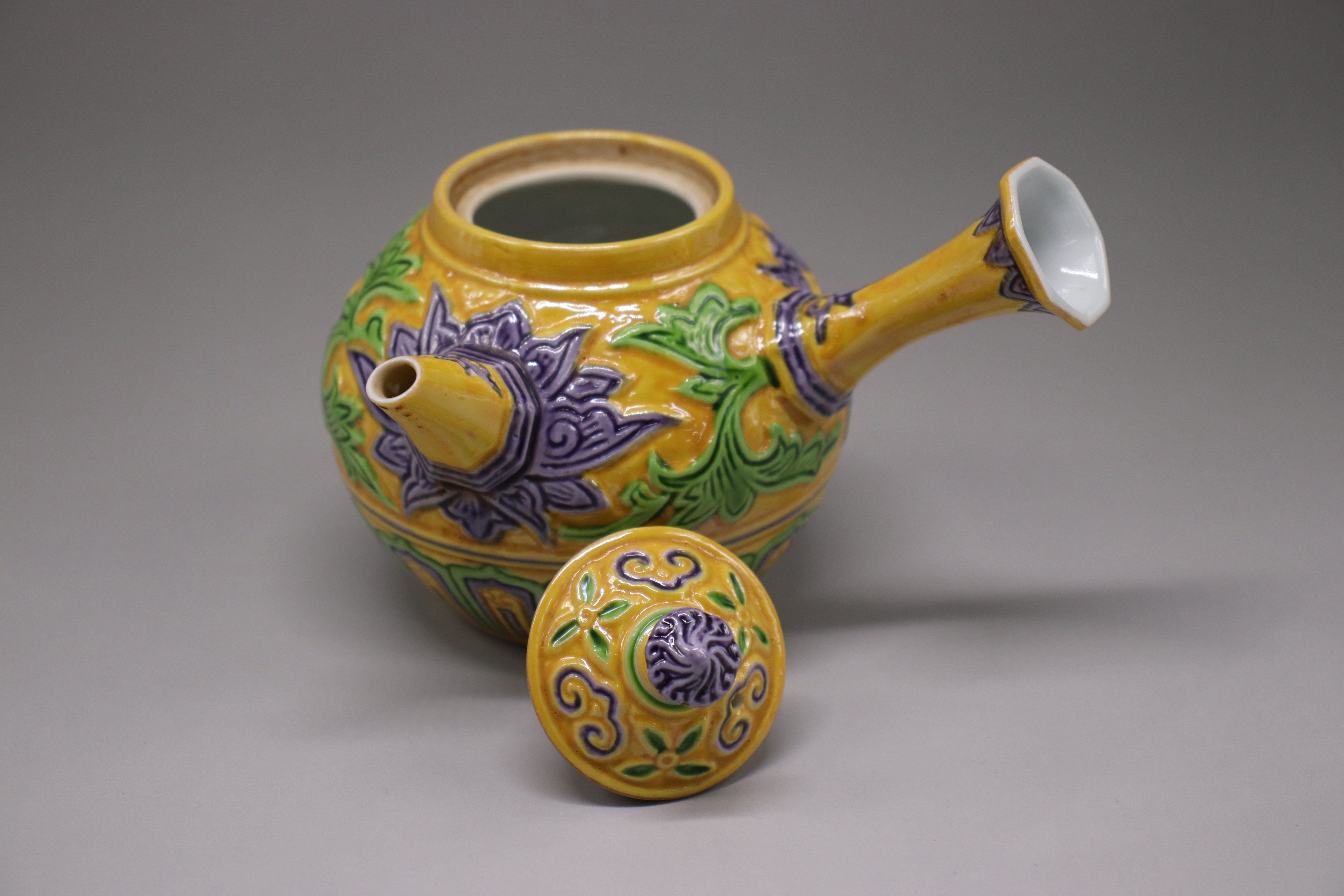 黄交趾手凤凰纹急须 共箱