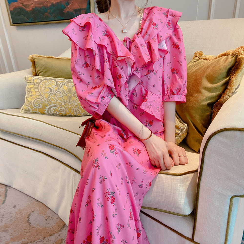 jennifer韩国东大门~巨美腻粉红色小碎花v领荷叶边雪纺长裙连衣裙