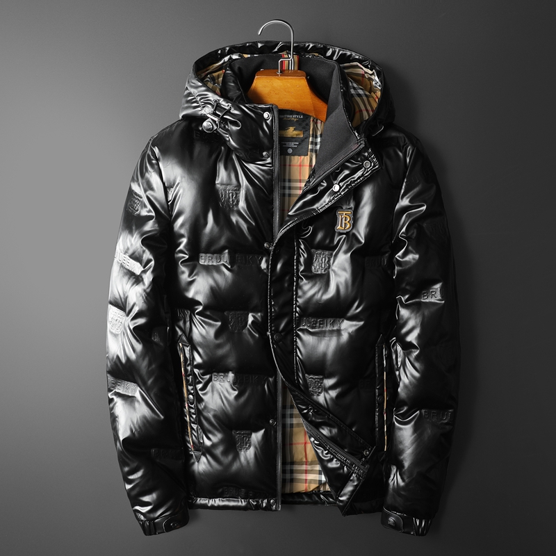 burberry连帽羽绒服