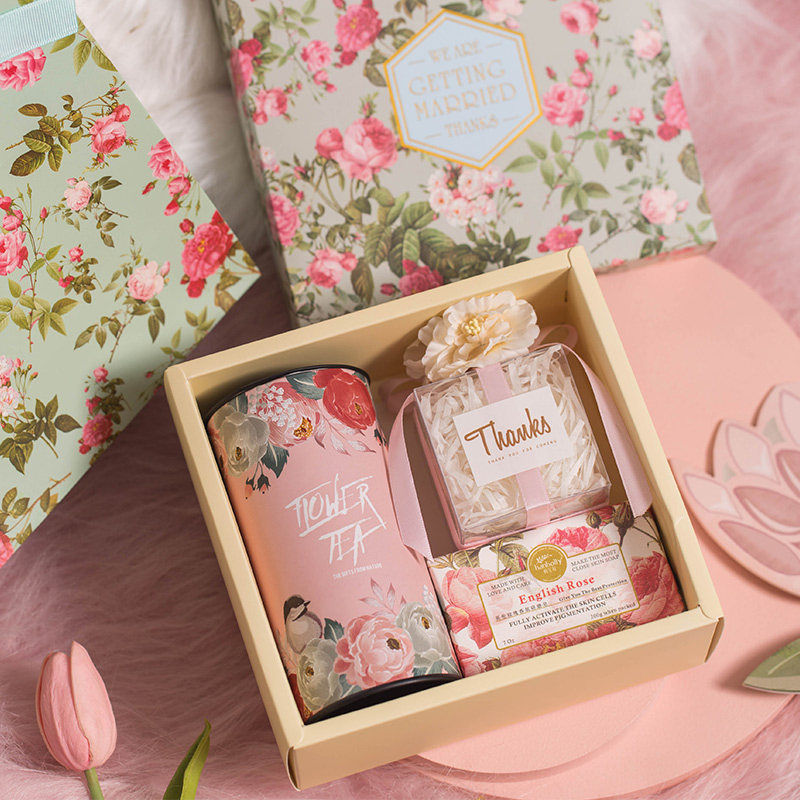 生日礼物女生送闺蜜礼盒实用女孩伴手礼走心员工三八妇女节小礼品