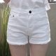白色高腰牛仔短裤女2024夏季新款宽松休闲显瘦破洞毛边白色热裤子