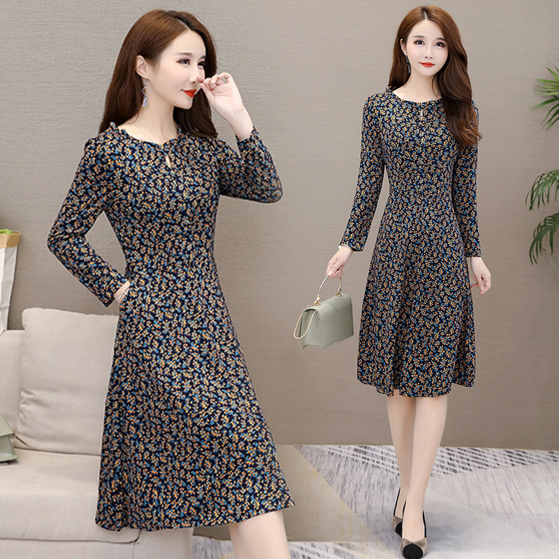 小个子连衣裙高端洋气成熟风女装轻熟风裙子妈妈款气质35岁春秋