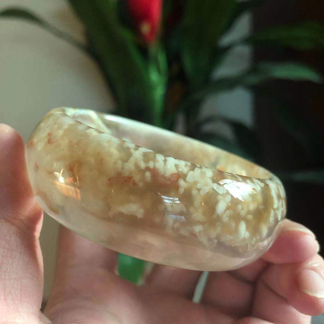 特价樱花玛瑙手镯 马达加斯加_玉火重天樱花玛瑙手镯马达加斯加天然矿