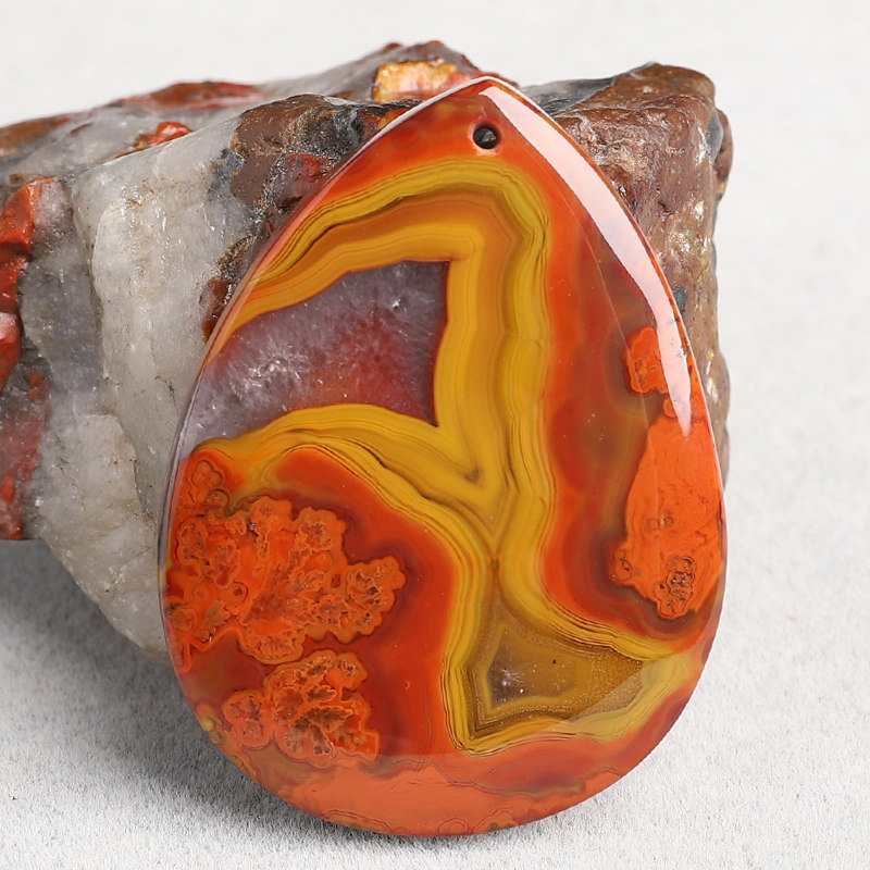 一折战国红玛瑙吊坠_亲宝水晶天然战国红玛瑙吊坠女男款 简约水滴项坠