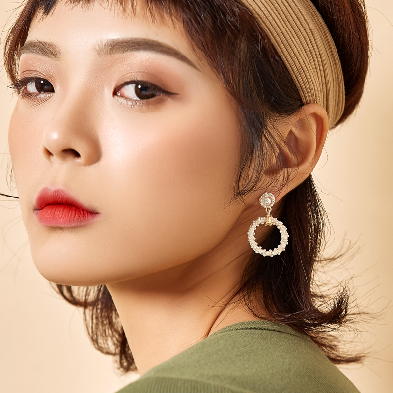 韩国东大门新款潮扇形满钻流苏耳环大圆脸显瘦耳坠女气质长款耳钉