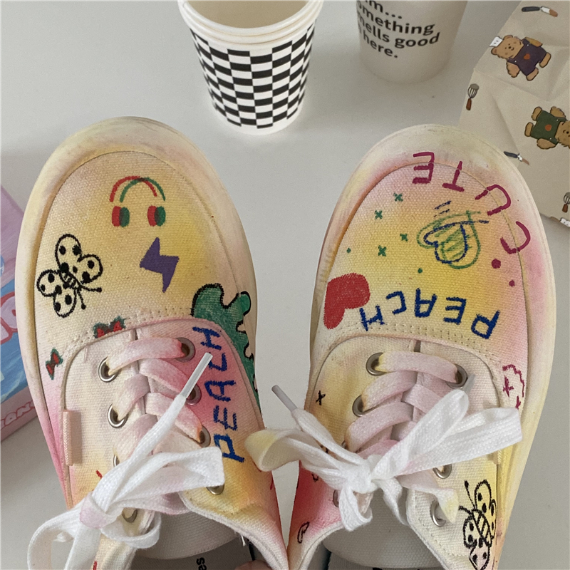 小黄桃鞋子女2021年新款圆头系带小白鞋ins手绘涂鸦帆布鞋夏季