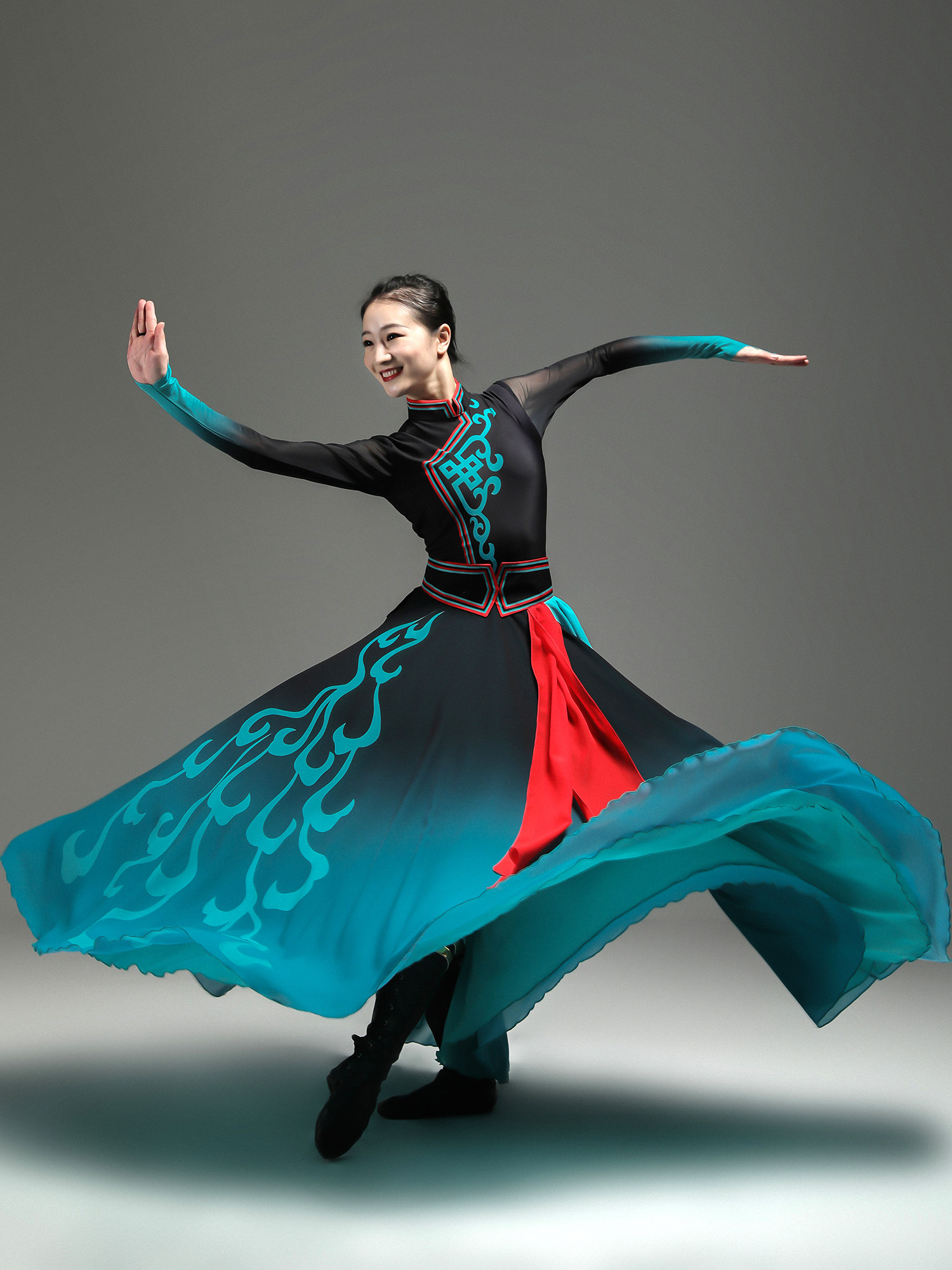 舞依恋舞蹈演出用品店的优惠券大全—舞依恋定制女蒙古练习长裙艺考级