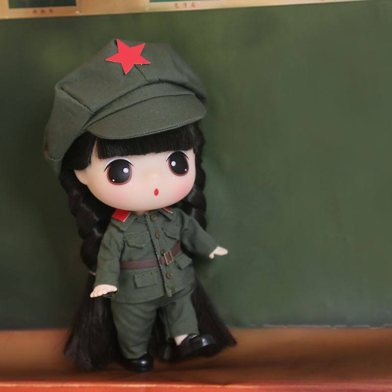 ddung冬己红军款迷糊娃娃国庆节日娃娃18厘米红军近代风迷糊娃娃