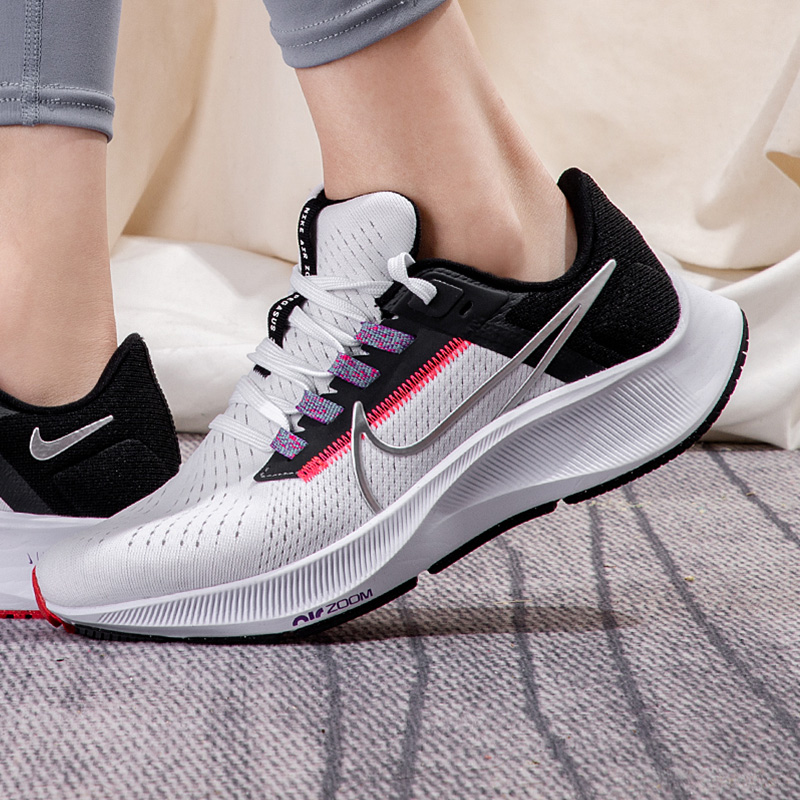 腾吉运动户外专营店的优惠券大全—nike耐克鞋子女鞋2021冬季新款zoom
