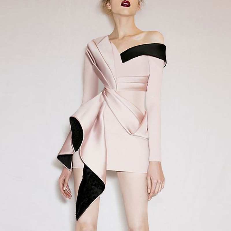 斜肩连衣裙2021新款春季减龄不规则设计感时尚高腰裙子性感连衣裙