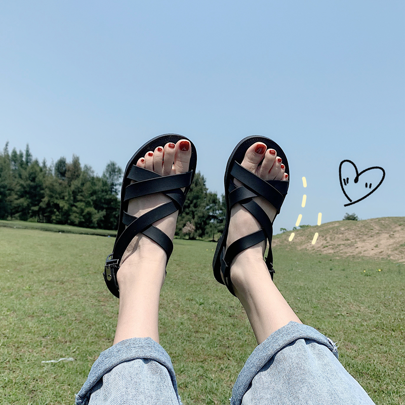 凉鞋女夏2019新款ins平底百搭学生仙女风交叉黑色平跟网红女鞋潮|ruв категории Женская обувь, сандалии - от Buy2taobao.com для оказания профессиональной услуги покупки агента Taobao