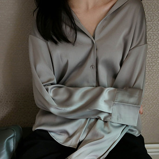 桑蚕丝白色衬衫女设计感小众韩国复古垂感上衣真丝缎面职业衬衣女