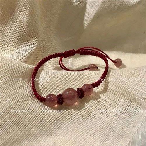 My name is Zhao Peach Blossom Strawberry Crystal Bracelet