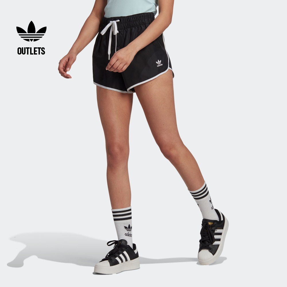 adidas官方outlets阿迪达斯三叶草女装运动短裤IP2159