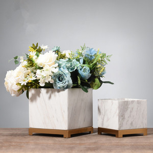 方形花瓶简约现代图片