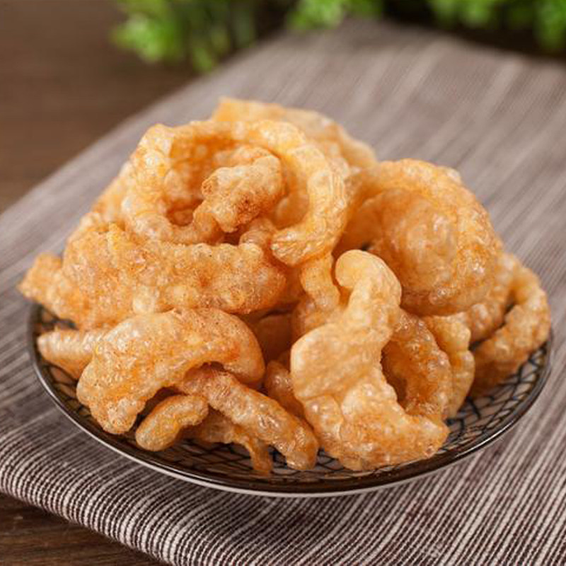 特价油炸猪皮麻辣_脆皮椒盐五香脆油炸猪皮即食零食香辣麻辣猪肉皮