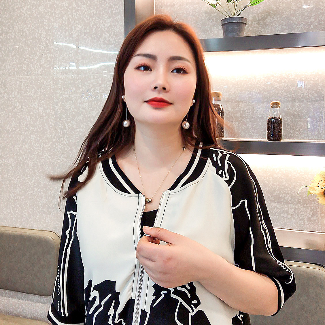 甜觅大码女装2022夏装胖mm250斤高档醋酸缎运动套装时尚两件套