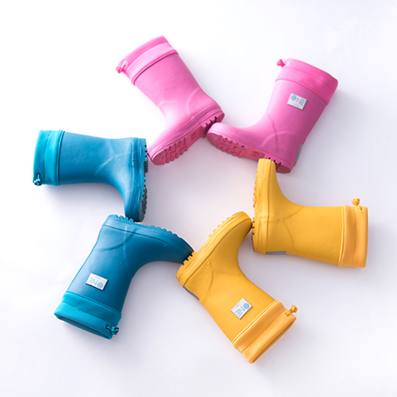 BabyONE 女童防滑雨鞋男童水鞋儿童雨靴宝宝抽绳反光胶鞋中筒鞋在类目 童装/婴儿装/亲子装, 其它中 - 来自Buy2taobao.com提供专业的淘宝代购服务