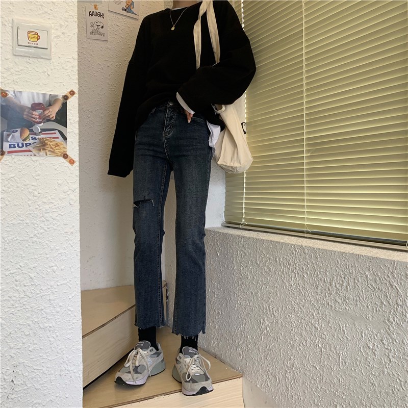 2019秋冬新款破洞直筒裤女显瘦水洗高腰牛仔裤小脚裤学生九分裤潮在类目 女装/女士精品, 牛仔裤中 - 来自Buy2taobao.com提供专业的淘宝代购服务