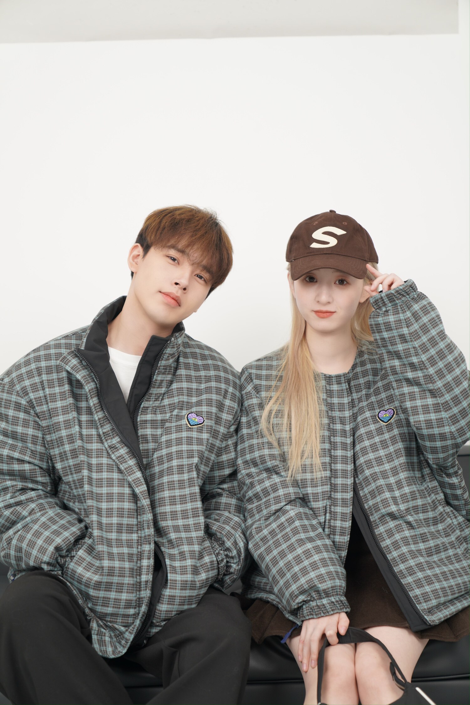 ubex7/三金七七植物图鉴男女双面羽绒服冬复古格子情侣装原创设计
