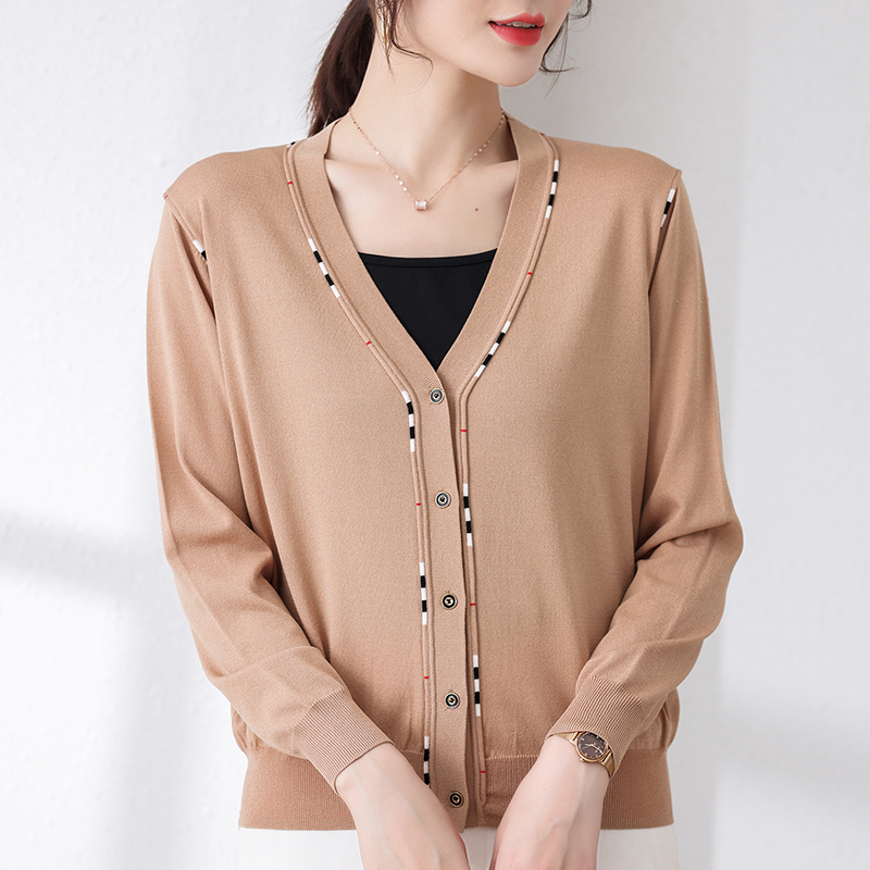 春秋季薄款针织衫开衫外套宽松短款早春女士v领毛衣披肩外搭上衣