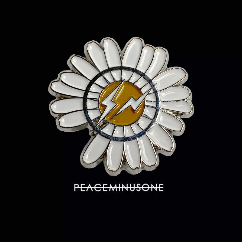 权志龙雏菊徽章gd同款符号闪电金属胸针情侣男女学生书包衣服装饰