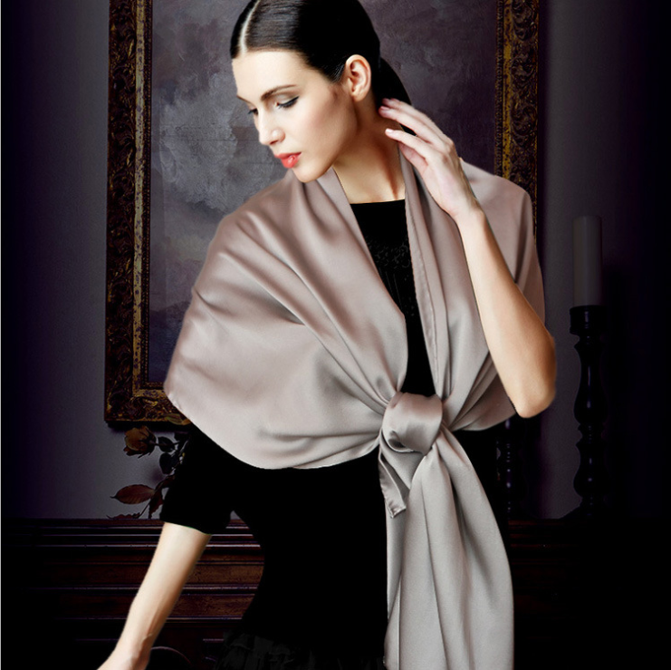 桑蚕丝丝巾女春秋款高端贵妇空调房礼服披肩围巾长条杭州真丝100%