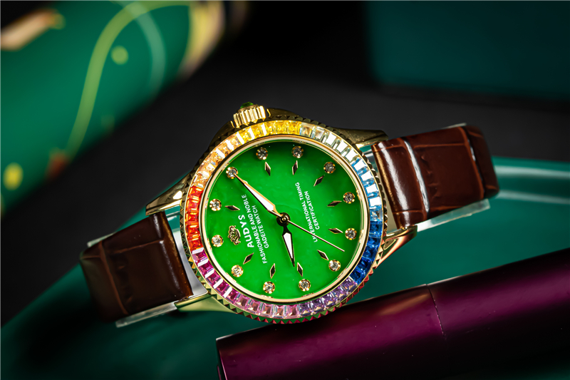 翡翠女款手表豪镶满彩虹版日本石英机芯-购买时请备注表带颜色