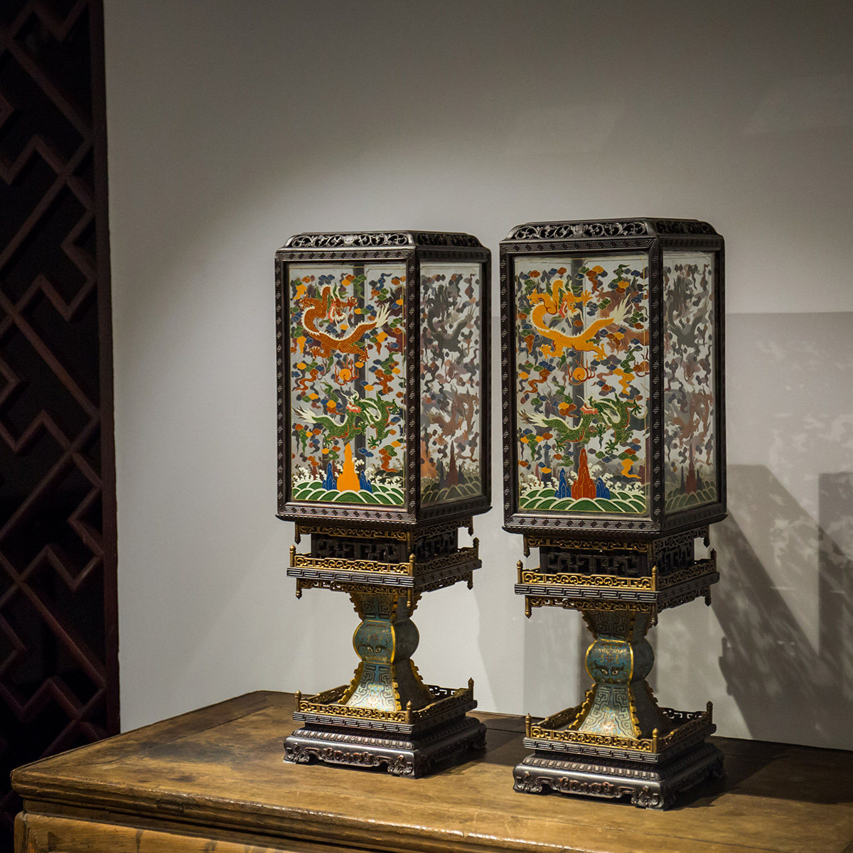 已结缘清代红木边座嵌景泰蓝玻璃彩画宫灯中式古典装修门厅灯