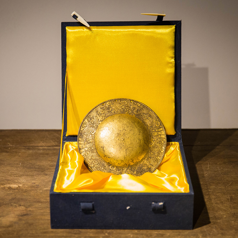 清云龙纹护心镜 古董真品收藏古玩拍卖 将军护心镜