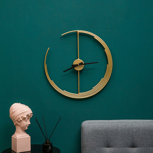 新中式创意艺术金色月弦静音时钟家用客厅卧室电视墙壁挂钟表装饰