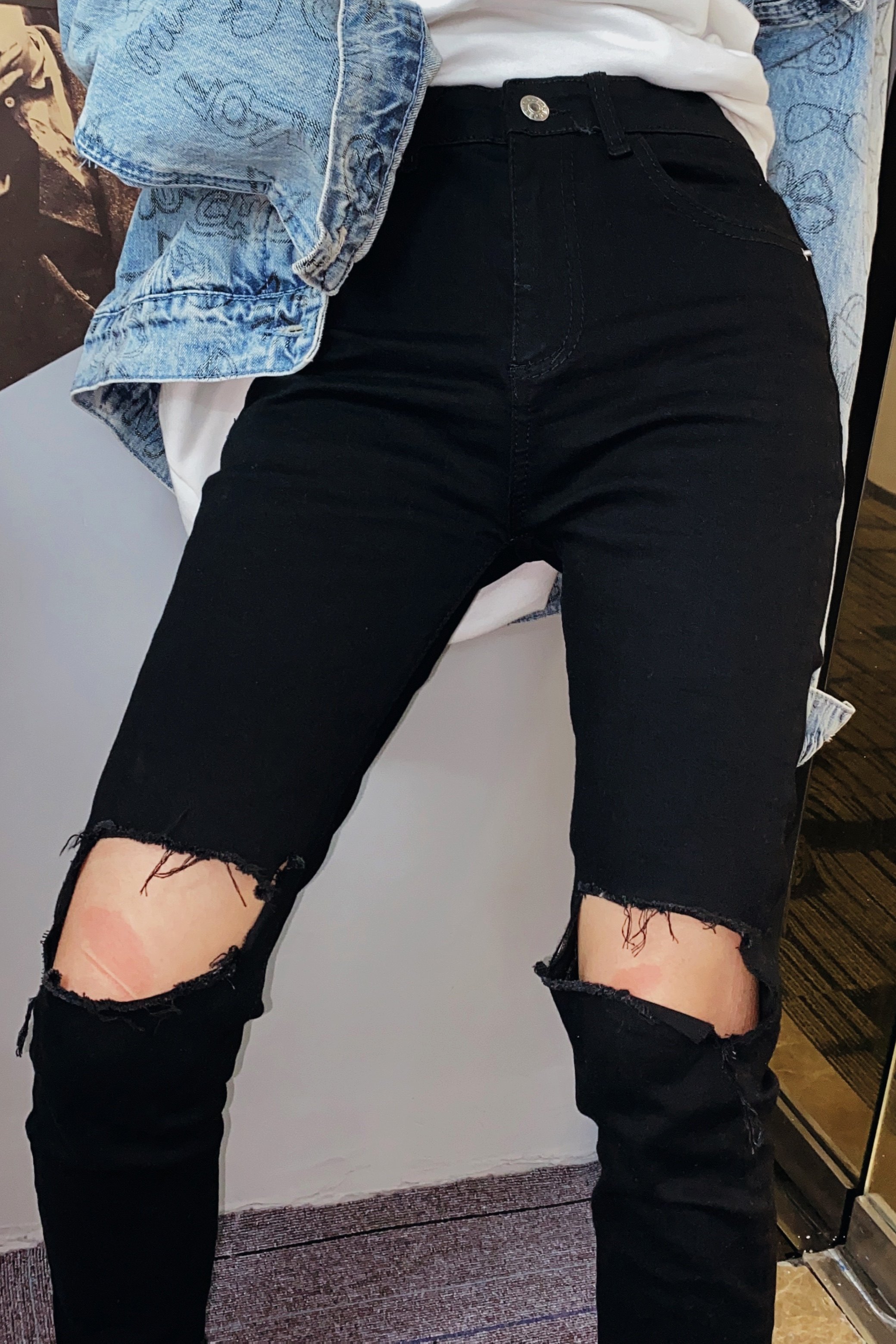 黑色破洞乞丐裤女
