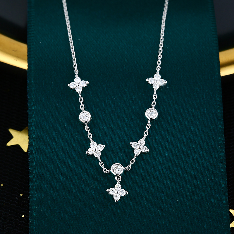 18k白金天然钻石花型四叶草项链锁骨链颈链女群镶钻石项链可调节