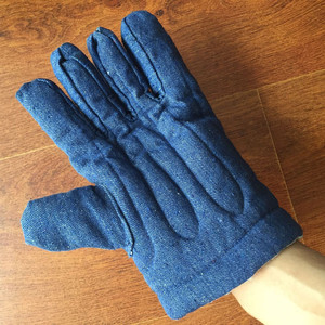 棉巴掌手套图片