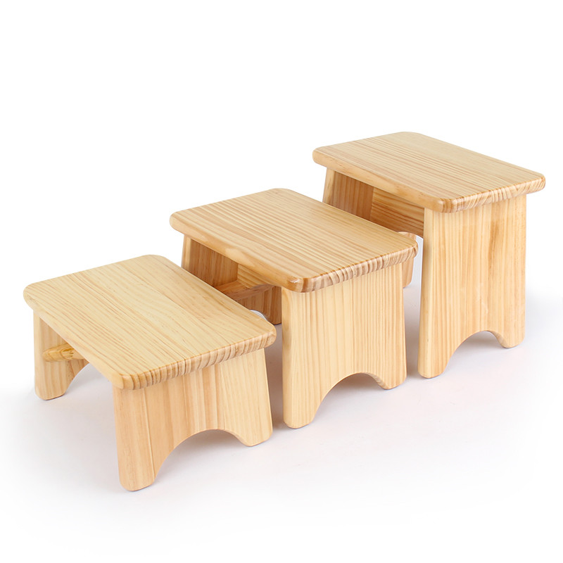 家用实木儿童小板凳宝宝椅子成人木板凳换鞋洗衣垫脚矮凳洗澡凳子