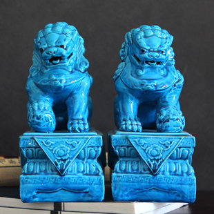 蓝色手工雕刻陶瓷狮子摆件一对客厅中式禅意茶道结婚礼物送新人