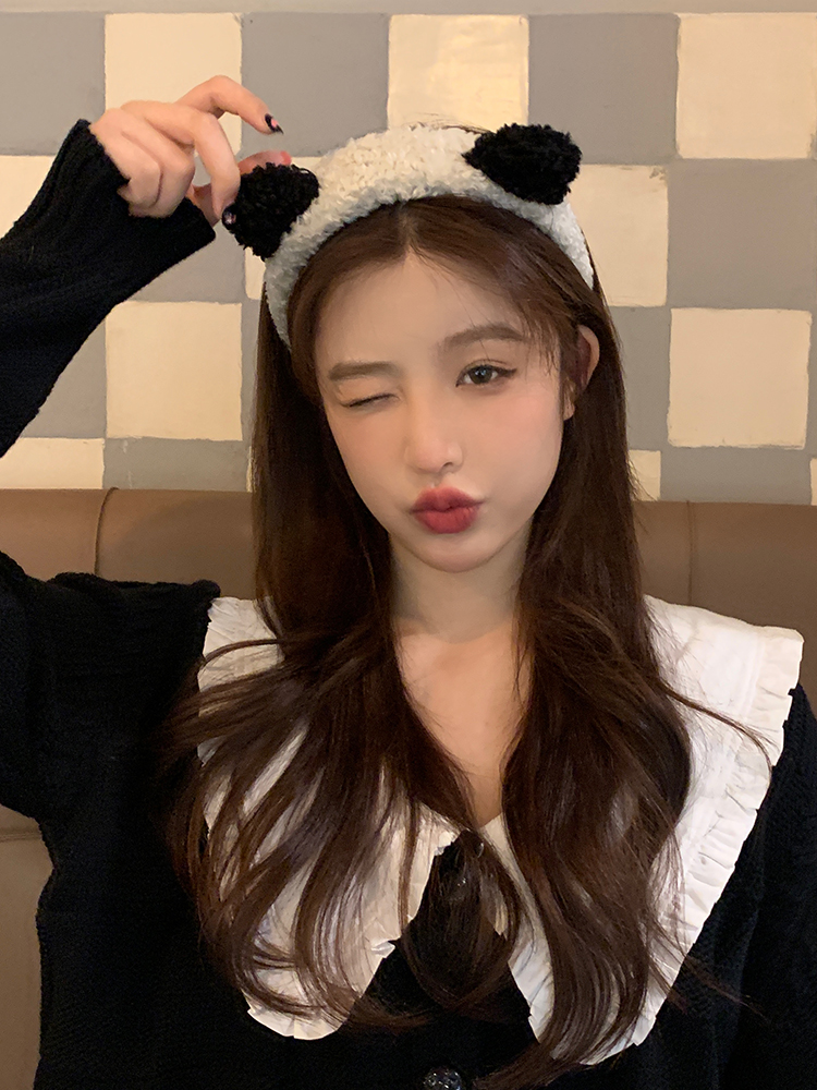 Black And White Contrast Color Panda Furry Headband Women 'S Autumn And Winter Wide Hairpin Korean Cute Super Cute Face Wash Hair Band Hair Accessories